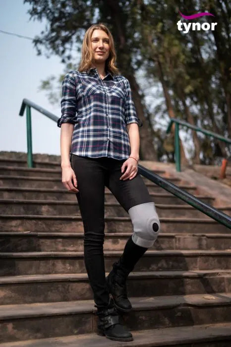 Tynor Knee Wrap (Neoprene) J-05 (Universal)